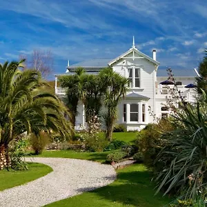 Sennen House Boutique Picton